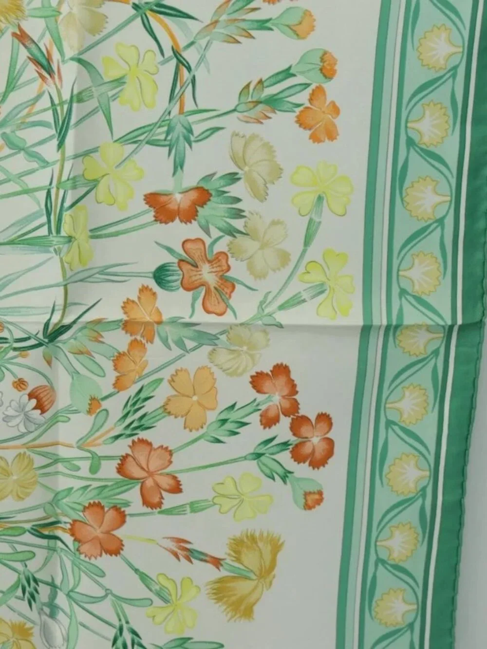 HERMES Carre 90 Scarf 